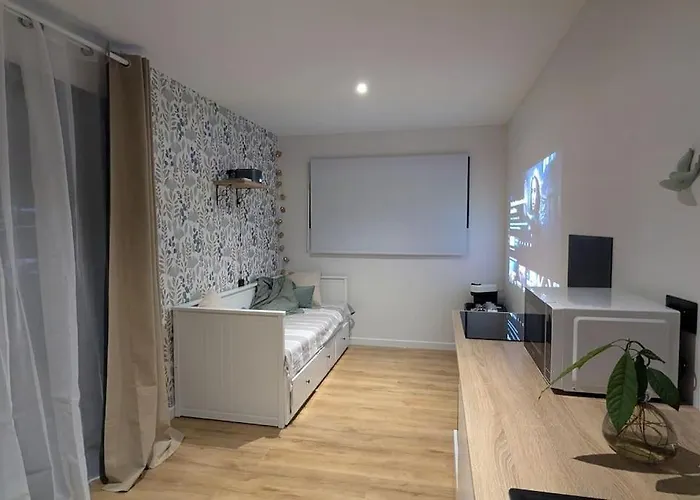 Jupiter Tiny House 아파트 낭퇴일레모